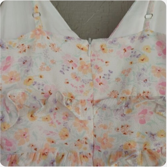 Bcbgeneration Floral Ruffle Strap Tiered Maxi Dress In Whimsical Fields Size 12 - Picture 7 of 7